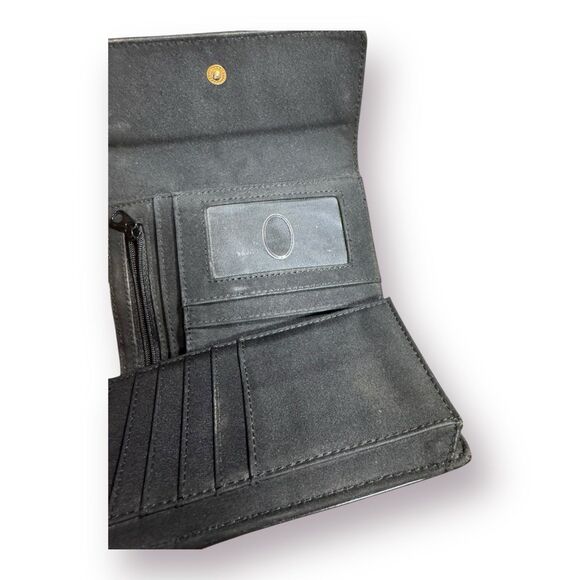 Liz Claireborne Small TriFold Wallet Gold Accents Multi Zip Wallet - Picture 2 of 5